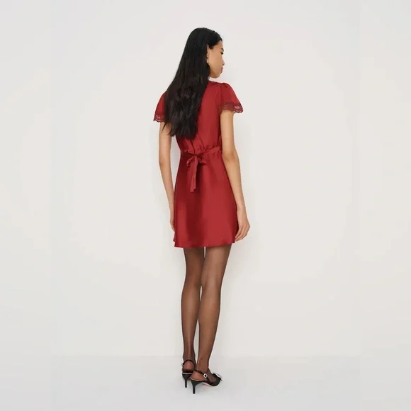 Reformation Romi Silk Dress In Sangre, NWOT, NEVER WORN, NO FLAWS. - Picture 4 of 14